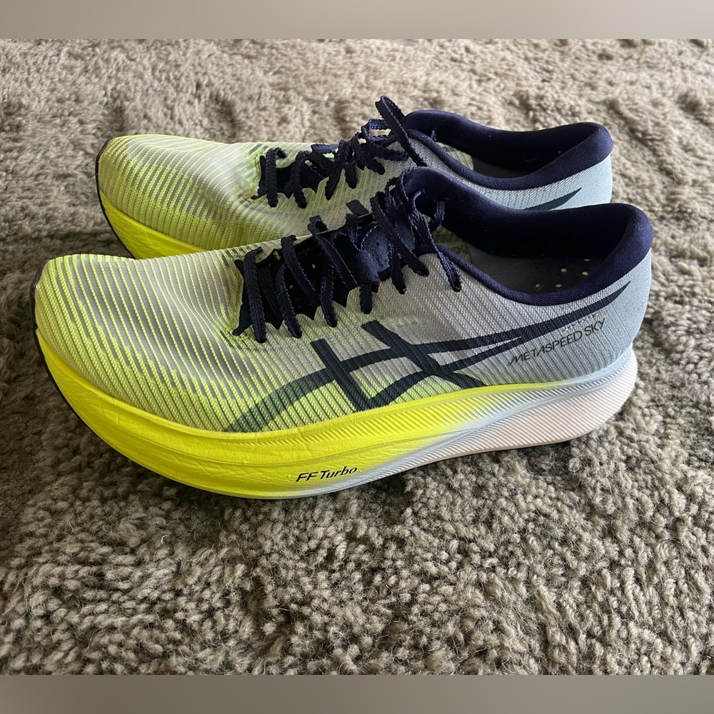 ASICS Metaspeed Sky+